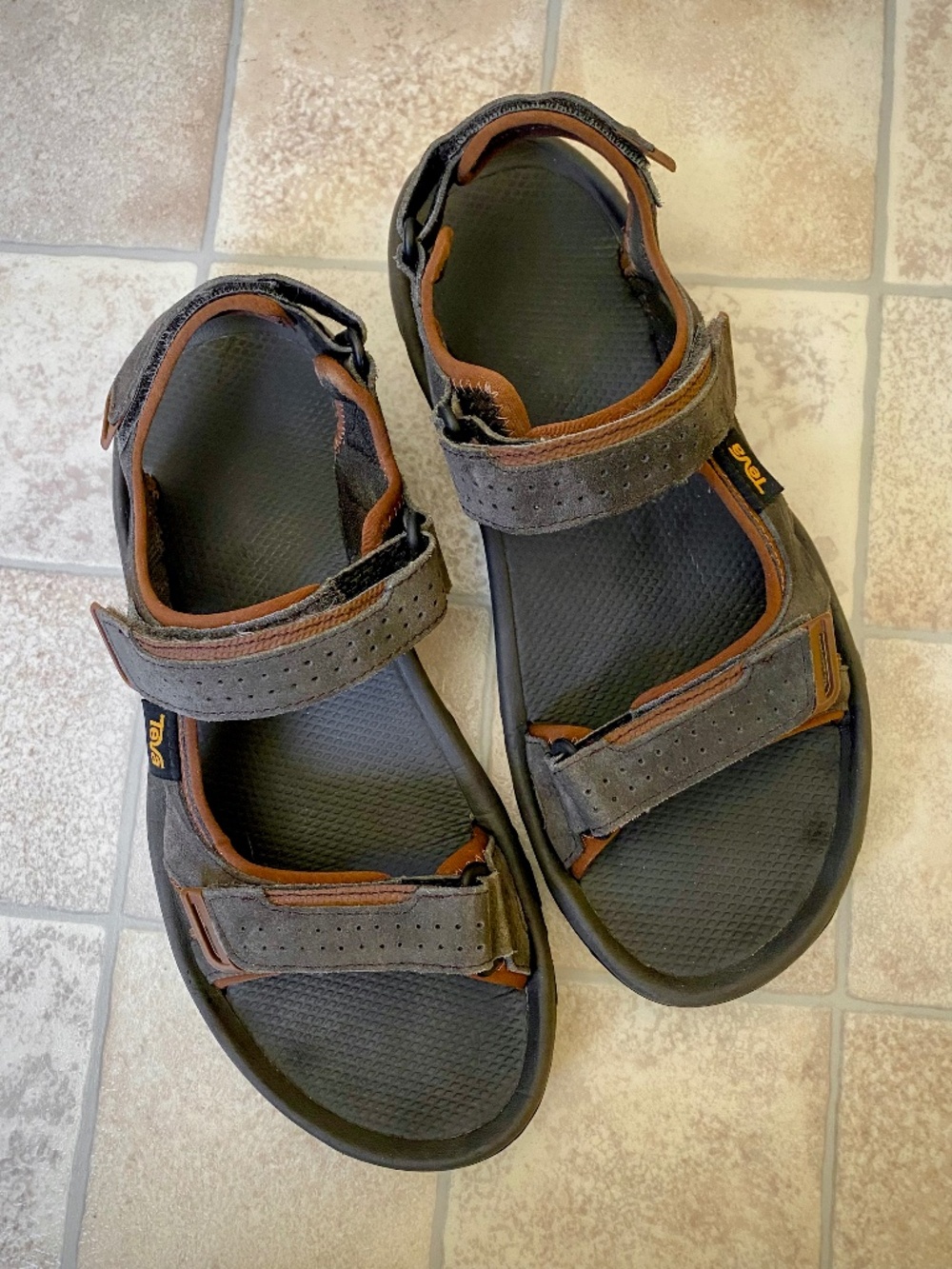 Teva Men's Katavi 2 Black Olive Suede Hiking Sandals 1019192 Size 10